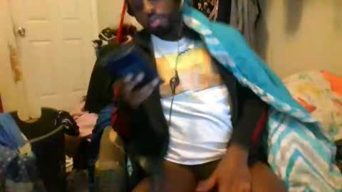 rocker n queen online show from February 11, 6:55 pm