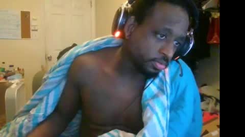 rocker n queen online show from November 28, 9:39 pm