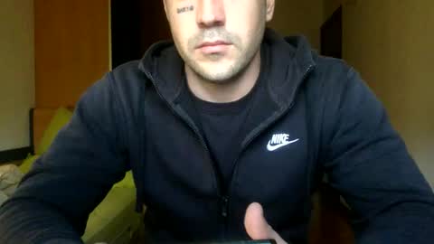 Snapshot of bbnamelezz chatting on March 10, 6:29 am BB Namelezz online show from March 10, 6:29 am