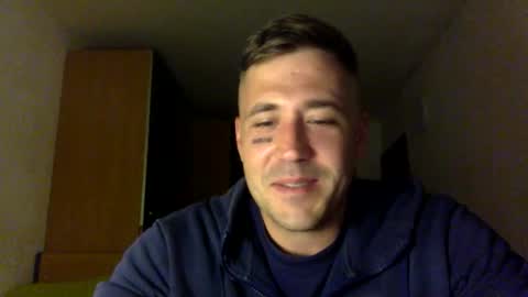 Snapshot of bbnamelezz chatting on March 17, 7:39 pm BB Namelezz online show from March 17, 7:39 pm