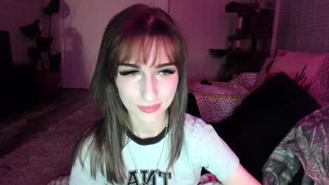 Snapshot of bbshasta chatting on March 10, 2:49 am Shasta online show from March 10, 2:49 am