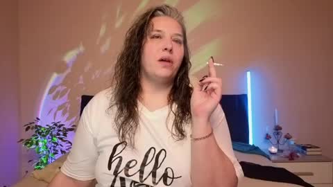 Snapshot of bbw_goddes chatting on April 9, 7:41 pm Love online show from April 9, 7:41 pm