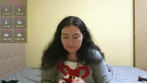 Emma online show from February 16, 2:43 pm