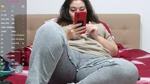 Snapshot of bbw_milf_4u chatting on November 9, 6:28 pm Emma online show from November 9, 6:28 pm