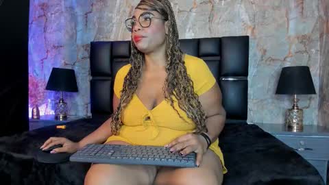 Bbwlatina01 online show from November 20, 12:11 am