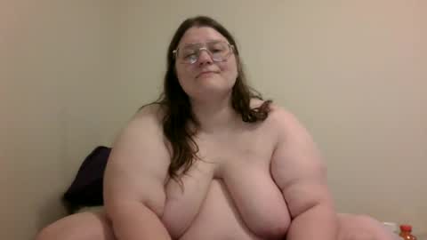 bbwlittlebear online show from July 8, 12:04 am