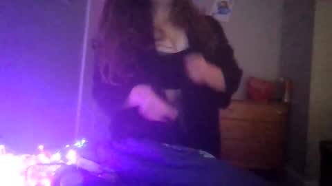 PlushiePrincess online show from November 18, 7:13 am