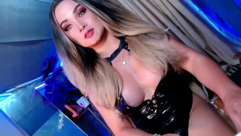 bby_lexielore69 online show from October 8, 10:35 am