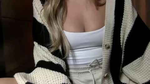 Brianne may online show from September 30, 4:06 am