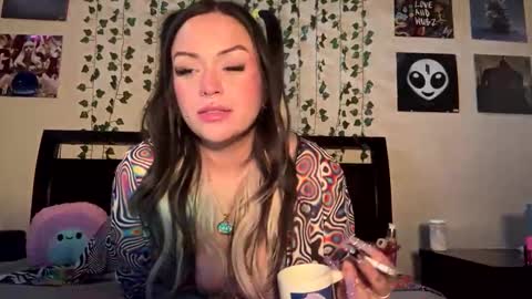 Snapshot of bbyslugggg chatting on February 3, 4:10 pm bbyslugggg online show from February 3, 4:10 pm