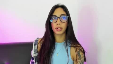 daniela villamizar online show from December 14, 8:18 pm