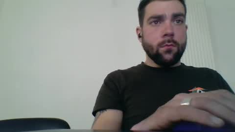 Snapshot of bdemwi2588 chatting on February 26, 8:33 pm bdemwi2588 online show from February 26, 8:33 pm