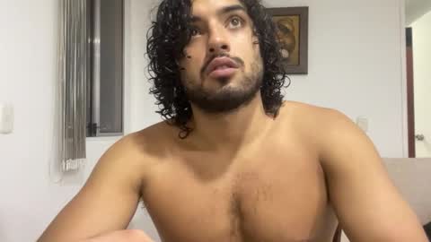 Snapshot of bdever7 chatting on October 21, 7:20 am bdever7 online show from October 21, 7:20 am