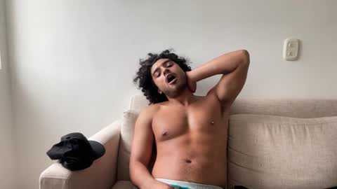 Snapshot of bdever7 chatting on November 12, 8:30 pm bdever7 online show from November 12, 8:30 pm