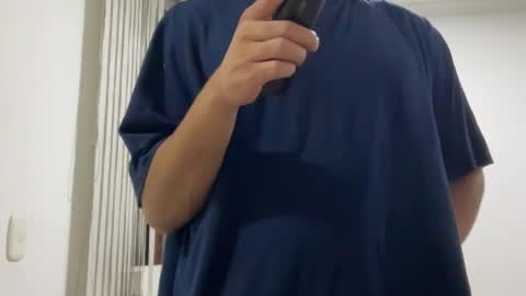 Snapshot of bdever7 chatting on December 15, 7:12 am bdever7 online show from December 15, 7:12 am