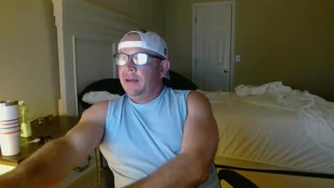 Snapshot of bdon1977 chatting on October 5, 3:27 am bdon1977 online show from October 5, 3:27 am