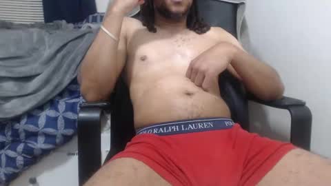 Snapshot of bdotdiddy chatting on February 12, 12:05 am Redd uncut bbc online show from February 12, 12:05 am