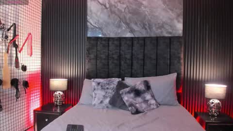 Danna  online show from February 10, 11:42 pm