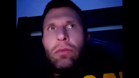 Snapshot of bdub809 chatting on December 14, 11:26 am Bdub809 online show from December 14, 11:26 am