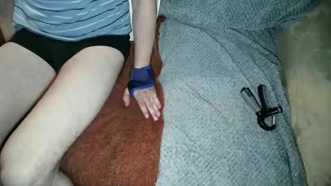 Snapshot of be4your_desire chatting on January 7, 2:03 am mikiforfun online show from January 7, 2:03 am