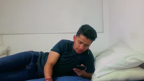 Snapshot of be_sinners chatting on December 9, 11:24 pm Sara Juan online show from December 9, 11:24 pm