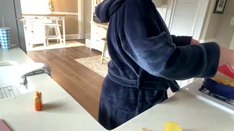 BeachyMILF online show from February 27, 3:48 pm