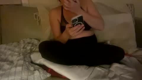 BeachyMILF online show from October 21, 2:12 am