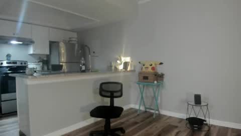 beaniebaby2 online show from April 28, 2:27 am