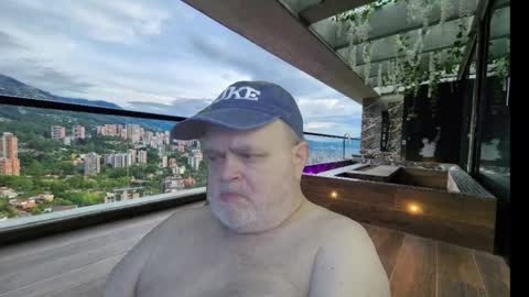 Dookie online show from October 12, 9:58 pm