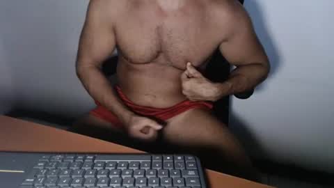 Beard Guy online show from February 3, 9:50 pm