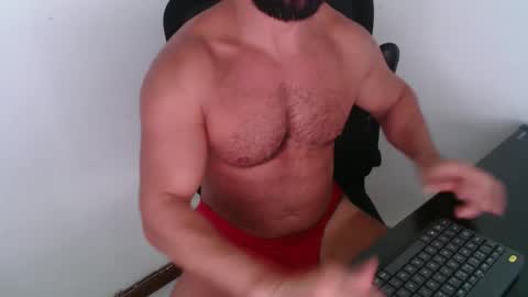 Snapshot of beard_top_guy chatting on March 17, 1:03 pm Beard Guy online show from March 17, 1:03 pm