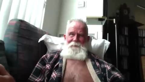 beardbushy online show from March 20, 7:52 pm