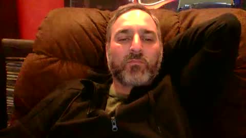 beardedambition online show from February 5, 1:54 am