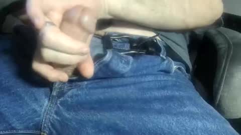 Snapshot of beardhard247 chatting on October 28, 7:16 pm beardhard247 online show from October 28, 7:16 pm