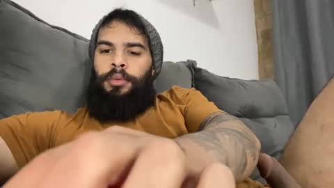 Snapshot of beardmax chatting on October 22, 6:57 am Min online show from October 22, 6:57 am