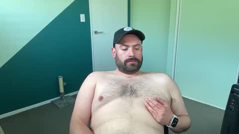 bearrrr online show from November 2, 9:39 pm