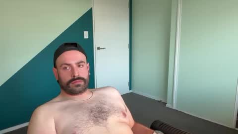 bearrrr online show from June 22, 8:39 pm