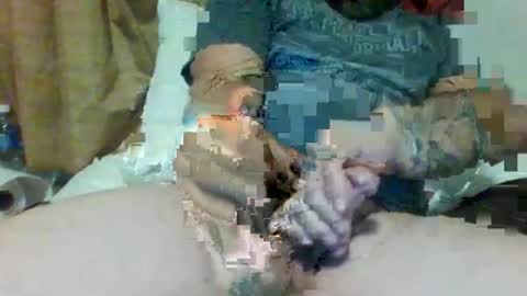 Snapshot of bearlylost chatting on June 8, 2:45 am Justforfun online show from June 8, 2:45 am