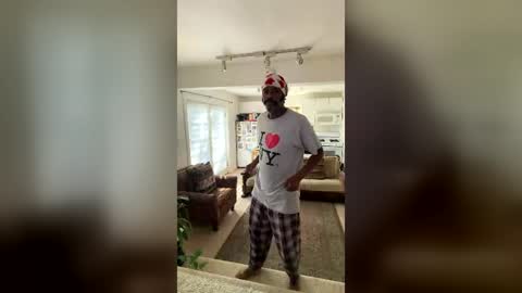 Snapshot of bearmeat4you chatting on July 24, 5:11 pm bearmeat4you online show from July 24, 5:11 pm