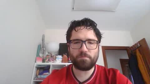 Snapshot of bearmen3107 chatting on May 28, 7:05 am bearmen3107 online show from May 28, 7:05 am
