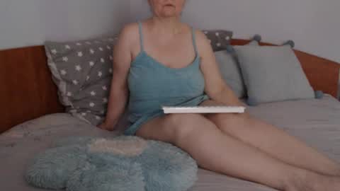 beatrice26 online show from June 30, 8:37 am