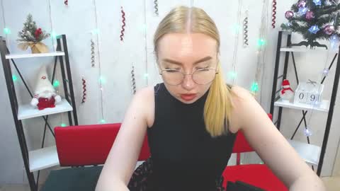 BeatriceFlyy online show from January 9, 3:34 pm