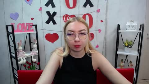 BeatriceFlyy online show from September 26, 11:25 am