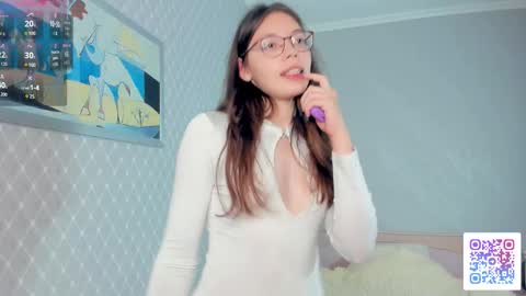 Beatrix or Triss3 online show from September 20, 7:15 pm