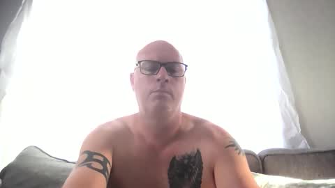 Snapshot of beatsboy87 chatting on January 4, 7:13 am beatsboy87 online show from January 4, 7:13 am