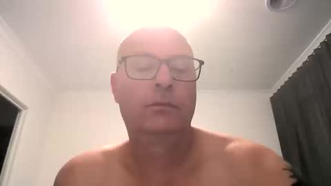 Snapshot of beatsboy87 chatting on February 27, 2:43 pm beatsboy87 online show from February 27, 2:43 pm