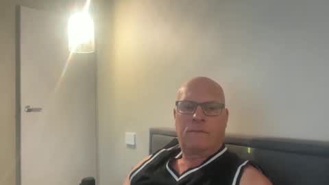 Snapshot of beatsboy87 chatting on January 31, 8:40 pm beatsboy87 online show from January 31, 8:40 pm