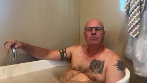 Snapshot of beatsboy87 chatting on February 2, 8:35 am beatsboy87 online show from February 2, 8:35 am