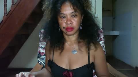 Snapshot of beaute_choco chatting on May 4, 8:38 pm Eva online show from May 4, 8:38 pm