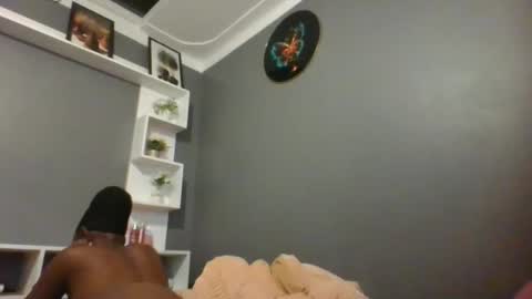 Lil stunner online show from January 11, 9:47 am